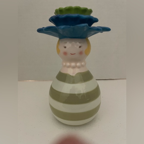 Grassland Roads Accents Grassland Roads Lady Girl Woman Flower Bud